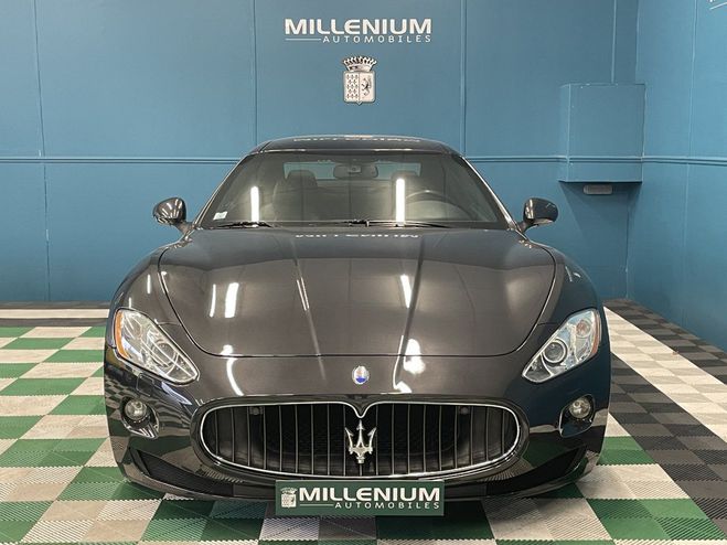 Maserati Gran Turismo 4.7 S BVR 39 000 KM Gris F de 2010