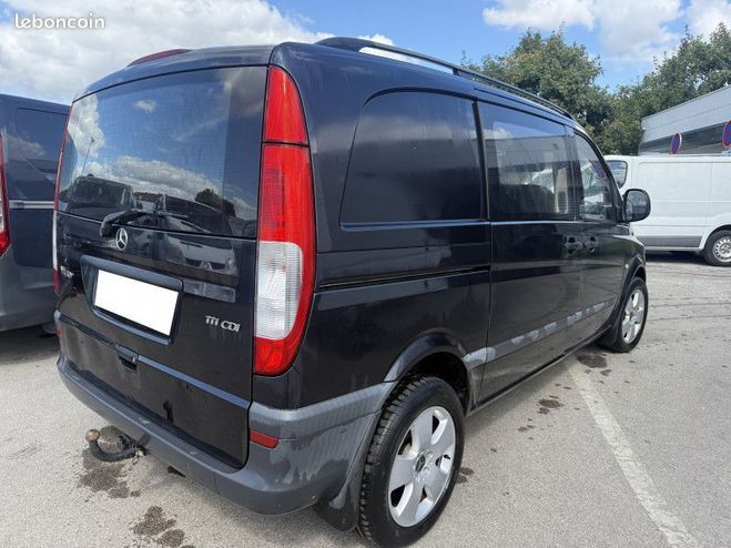 Mercedes Vito FG 111CDI COMPACT 2T7 Gris de 2005