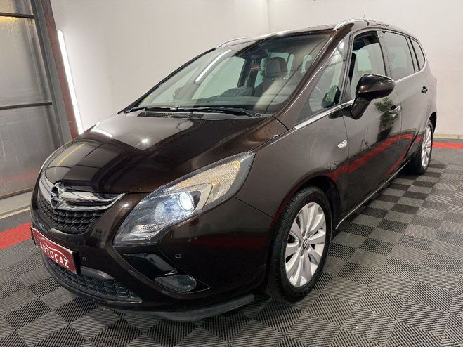 Opel Zafira TOURER 1.6 CDTI 136ch 7places EcoFlex Ed Violet de 2014