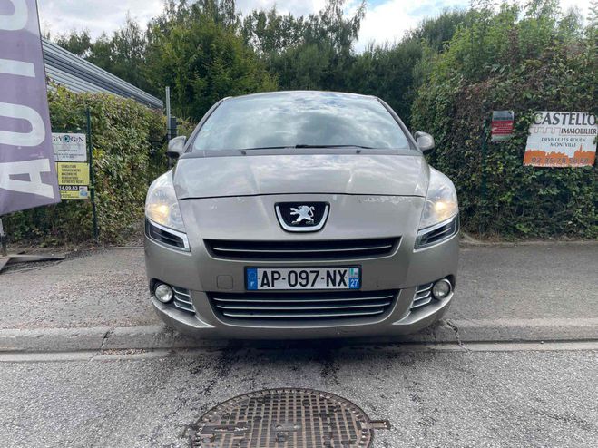 Peugeot 5008 PREMIUM 1.6 HDI 110CH Gris Laqu de 2010