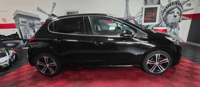 Peugeot 208 1.2 110 GT LINE  de 2016