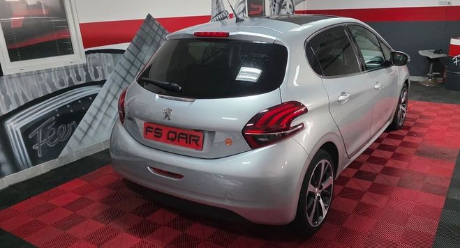 Peugeot 208  1.2 110 FELINE  de 2018
