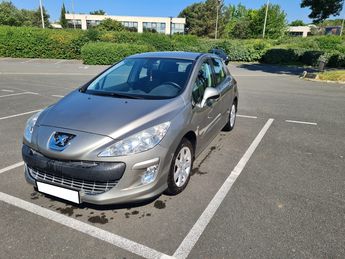 Voir détails -Peugeot 308 1.6 hdi 110 PREMIUM 110 CV à Coignires (78)