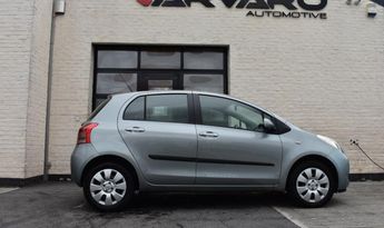 Voir détails -Toyota Yaris 1.0i SOL à Kuurne (85)