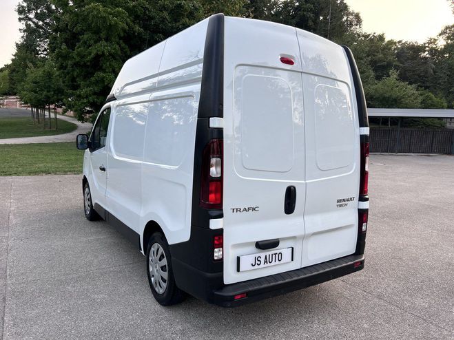 Renault Trafic III L1H2 1,6 DCI 125 GRAND CONFO Blanc de 2018