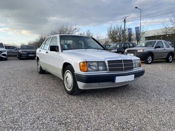  Voir détails -Mercedes Classe E 190 2.3 I 8 V à Roncq (59)