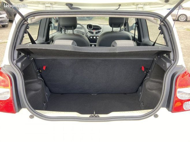 Renault Twingo II 1.2 LEV 16V 75CH EXPRESSION ECO Jaune de 2011