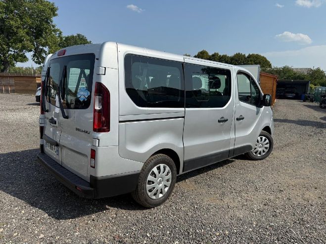 Renault Trafic COMBI L1 dCi 125 Energy Zen Gris de 2018
