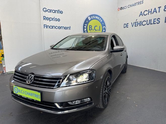 Volkswagen Passat 2.0 TSI 210CH CARAT DSG6 Marron de 2012
