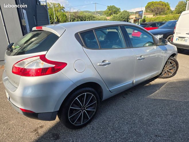 Renault Megane bose 1.6 dci 130 cv garantie 1 an Autre de 2012