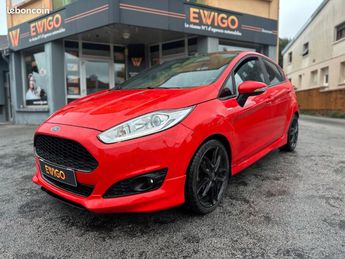  Voir détails -Ford Fiesta 1.0 SCTI 100CH ST LIGNE RED EDITION à Besanon (25)