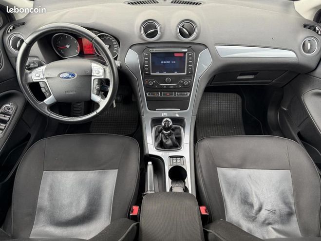 Ford Mondeo 1.6 SCTI 160CH BUISNESS- RADAR AV-AR SIE Gris de 2013