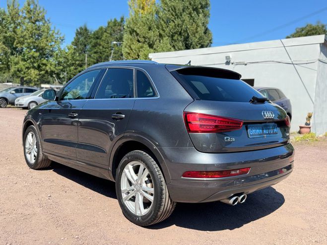 Audi Q3 2.0 tdi 150cv S Line S-tronic Bleu de 2017