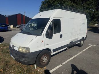  Voir détails -Peugeot Boxer 2.8 HDi127 Combi 330M à Caudan (56)