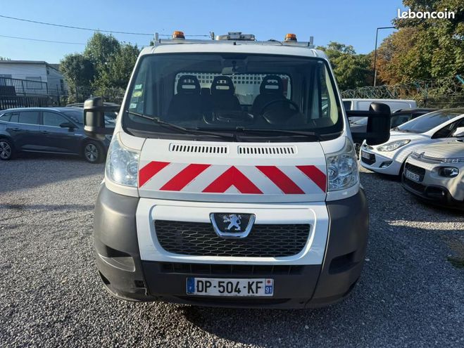Peugeot Boxer CHASSIS CABINE 2.2 HDI 130 benne ampirol Blanc de 2015