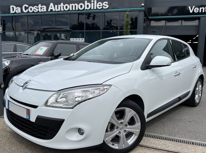 Renault Megane 3 III 1.5 DCI 110 Cv PREMIERE MAIN / BVM Blanc de 2011
