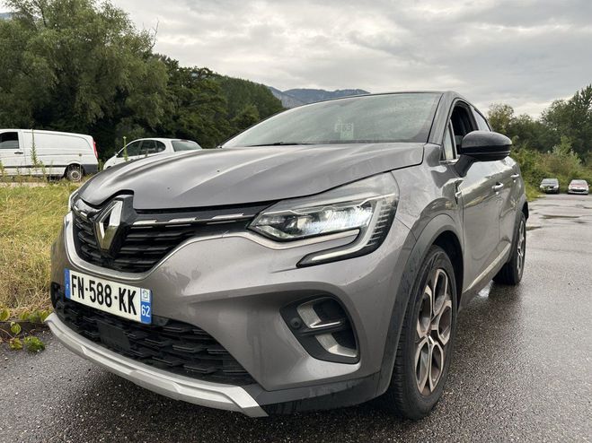 Cliquer pour voir la photo suivante Renault Captur II 1.3 TCE 130CH FAP INTENS Gris C de 2020