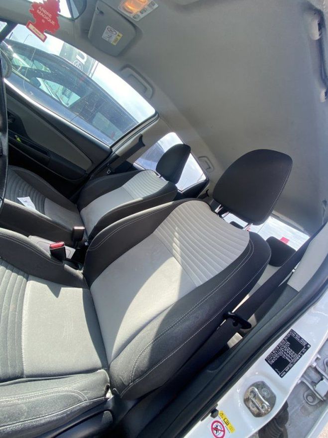 Toyota Yaris 100H FRANCE 5P Blanc de 2017
