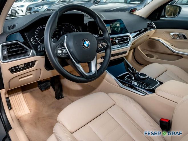BMW Serie 3 320 i Sport Line SHZ RFK GRA DAB Gris Mtallise de 