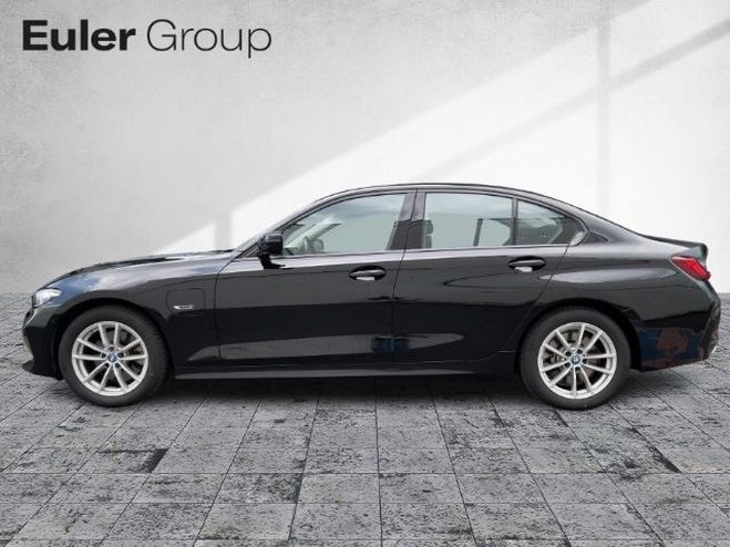 BMW Serie 3 320 e Limousine ACC Leder LC Prof NAV LE Noir de 