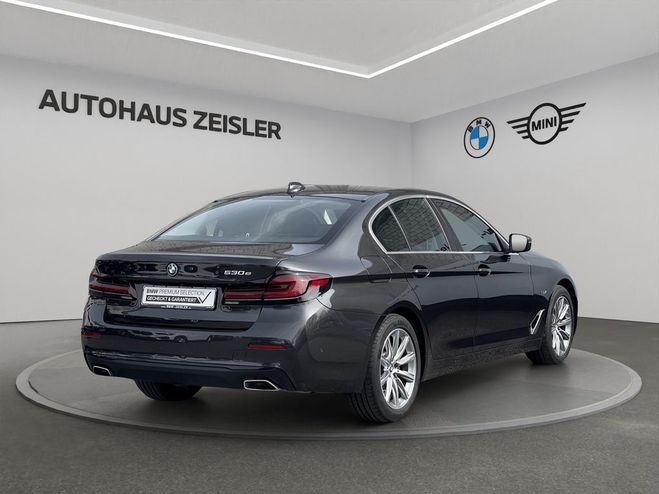 BMW Serie 5 530e Limousine Head Up DAB Parkassistent Gris Mtallise de 