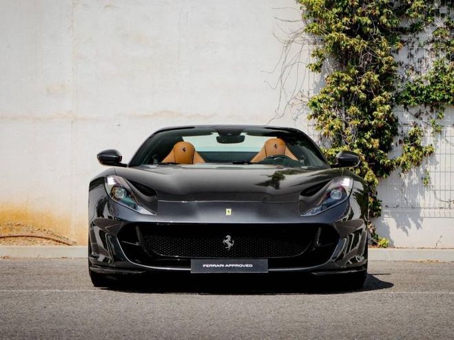 Ferrari 812 Superfast GTS Grigio Silverstone de 2022