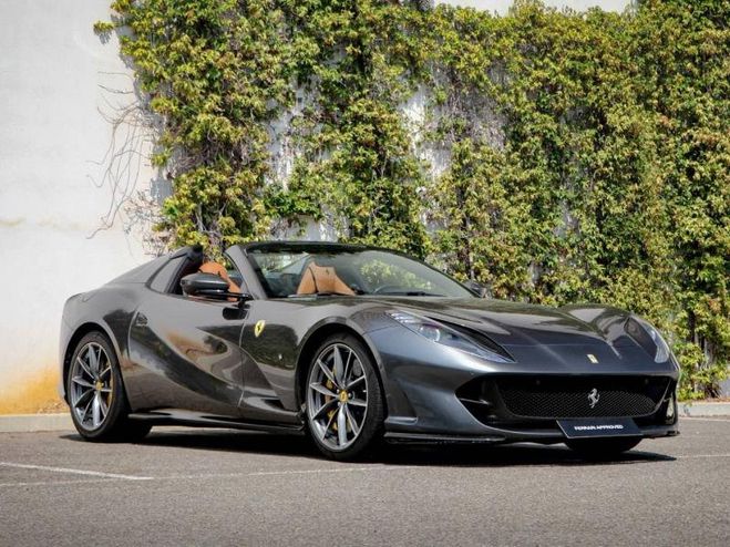 Ferrari 812 Superfast GTS Grigio Silverstone de 2022