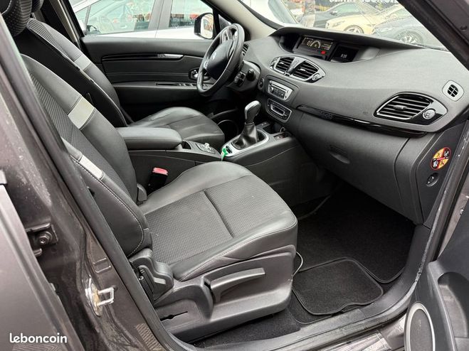 Renault Scenic III 1.5 DCI 110CH FAP BUSINESS EDC Gris de 2012