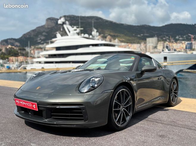 Porsche 911 type 992 targa Gris de 2021
