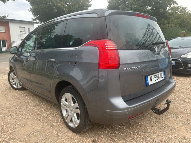 Peugeot 5008 2.0 HDI 150 Premium 7PL Gris de 2012