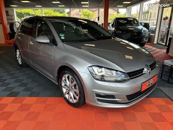  Voir détails -Volkswagen Golf VII Highline DSG-7 1.4 TSI 16V BLUEMOTIO à Piennes (54)