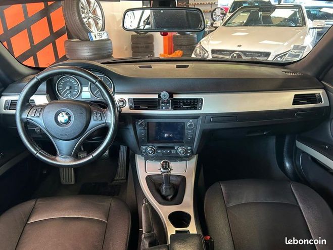 BMW Serie 3 Cabriolet 325 D 6 Cylindres 3.0D 24V 197 Noir de 2008
