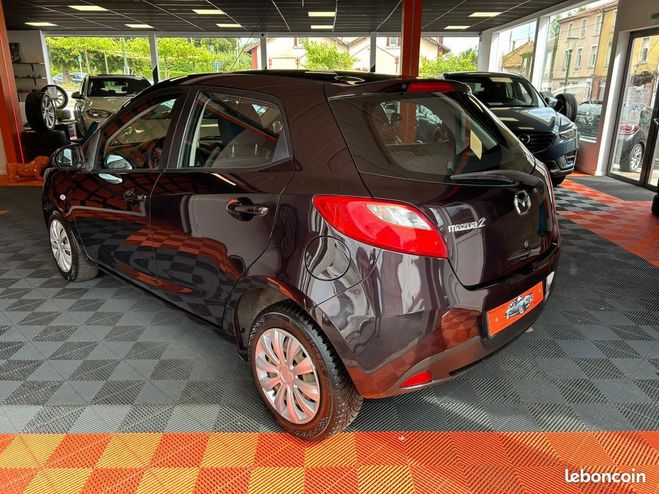 Mazda 2 Pack El�gance 1.6 MZ-CD 95 cv Garantie 1  de 2012