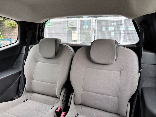 Renault Twingo 1.2 16V 75CH EXPRESSION NOIR de 2009