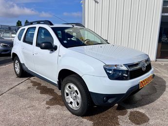  Voir détails -Dacia Duster 1.5 DCI 110 CH LAUREATE 4X4 4WD à Berck (62)