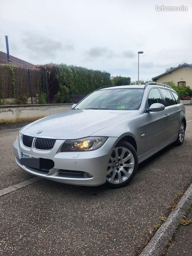 BMW Serie 3 Touring 330d TOIT OUVRANT PANORAMIQUE FU Gris de 2007