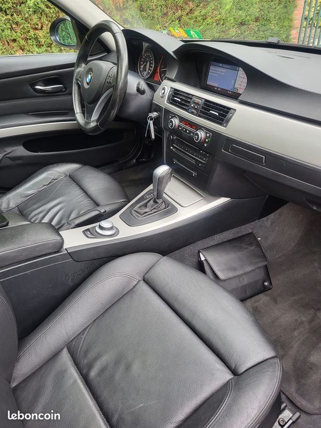 BMW Serie 3 Touring 330d TOIT OUVRANT PANORAMIQUE FU Gris de 2007