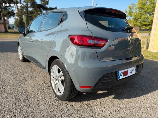Renault Clio dci 90 zen business Gris de 2019