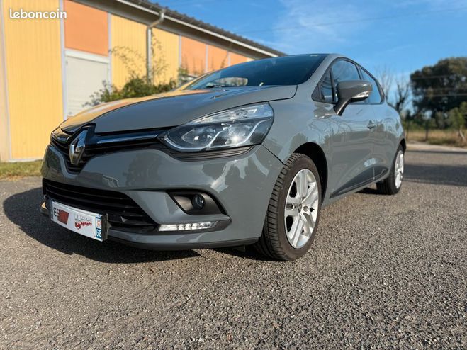 Renault Clio dci 90 zen business Gris de 2019