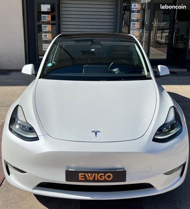 Tesla Model Y 515ch 82KWH LONG RANGE DUAL MOTOR 4WD AU Blanc de 2023