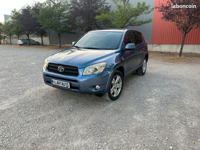 Toyota RAV 4 4 2.2 D-CAT 4X4 Trs Bon Etat... Bleu de 2008