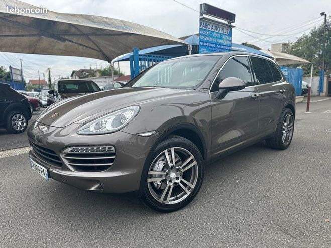 Porsche Cayenne II 3L V6 diesel 245ch BVA Marron de 2012