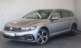  Voir détails -Volkswagen Passat Variant GTE 1.4 TSI R-LINE AID+HUD+MATRI à Sarcelles (95)