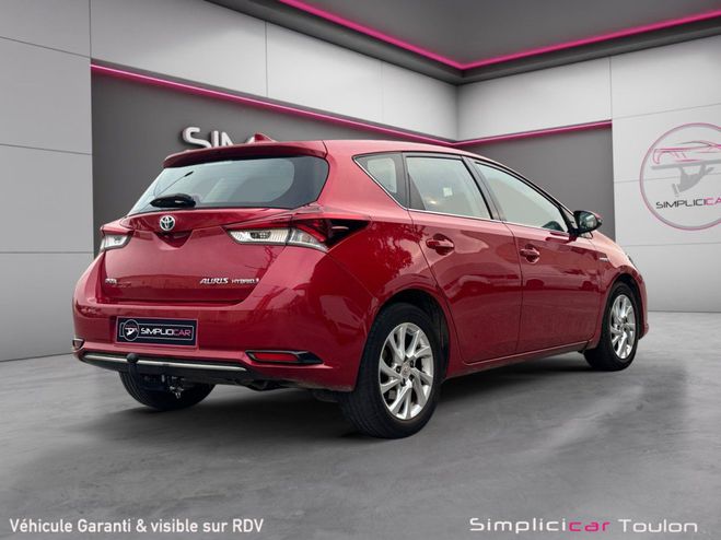 Toyota Auris hybride 136h dynamic garantie 12 mois Rouge de 2016