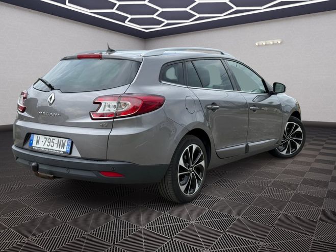 Renault Megane III ESTATE 1.5 dci 110 Bose Edition Gris de 2014