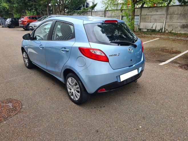 Mazda 2 1.3  75 cv Bleu de 2008
