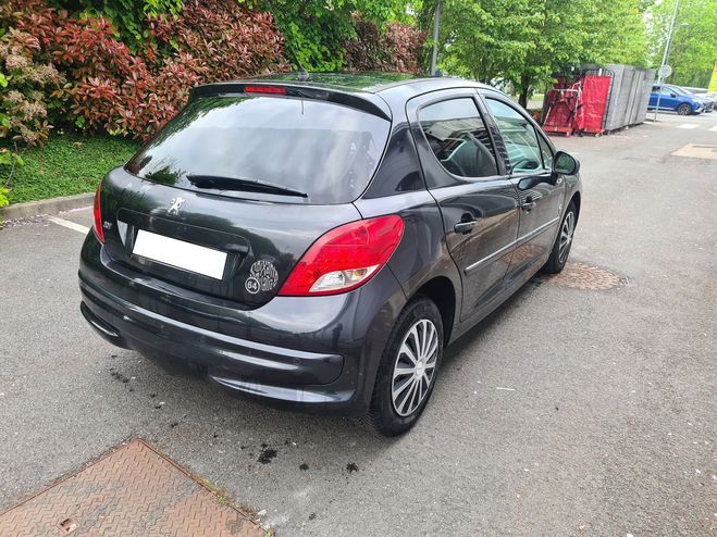 Peugeot 207 SERIE 64 92 CV TRES BON ETAT  5990E crit Noir de 2011