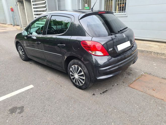 Peugeot 207 SERIE 64 92 CV TRES BON ETAT  5990E crit Noir de 2011