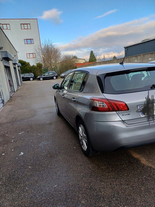 Peugeot 308 1.6 HDI BUSNESS PACK CRIT 2 ct ok Gris de 2015