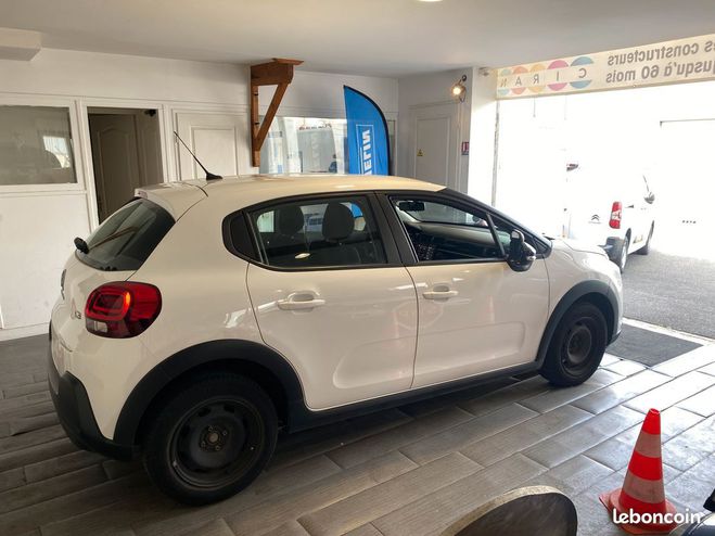Citroen C3 III (2) 1,5 BlueHDI 100 Feel Buisness 5  Blanc de 2022